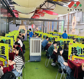 6月1日，经历一周的等待，我们迎来了首届“武进人民商场杯”职工掼蛋比赛的第二场。120名参赛选手到场签到并聚集在武进人民商场三楼青年露台，今天八强选手将会在这里诞生。